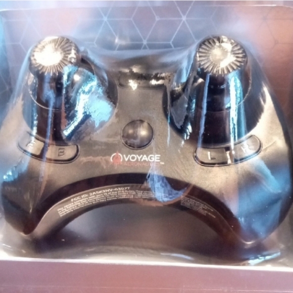 VOYAGE Mini  Drone with Silver and Black Design - New In The Package - Picture 2 of 5